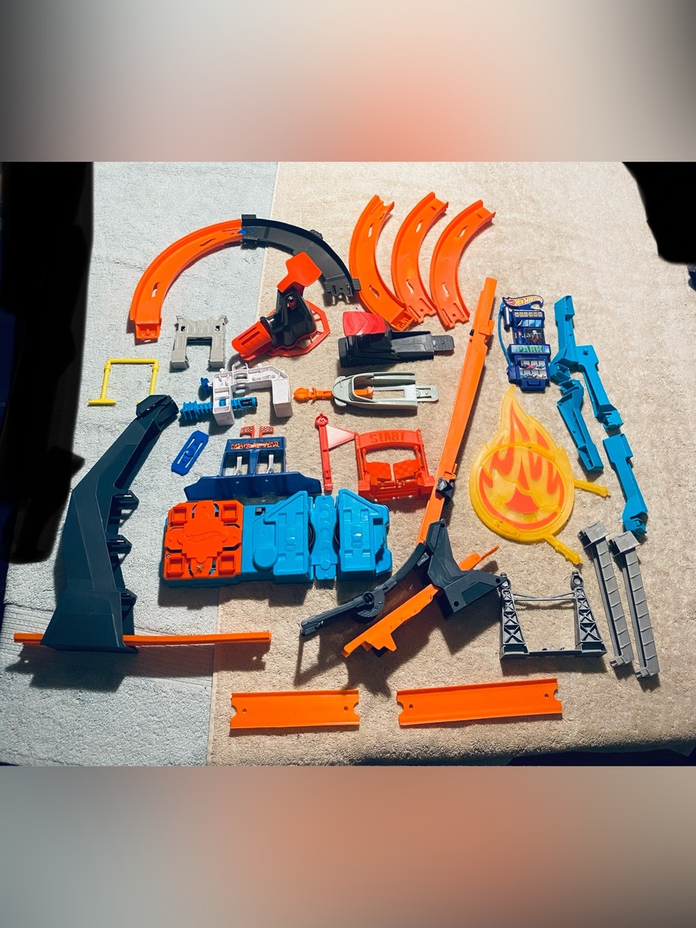 Hot Wheels Mixed Race Track Lot Motorized Booster Loops Bridges Flame Stunt Set